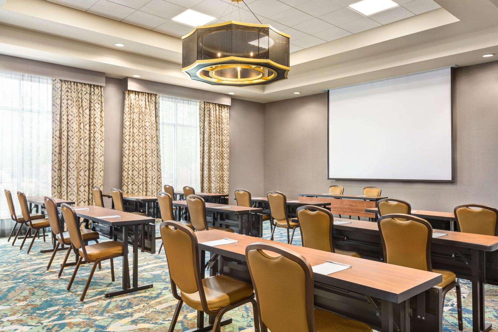 Hilton Garden Inn Houston Energy Corridor Bagian luar foto
